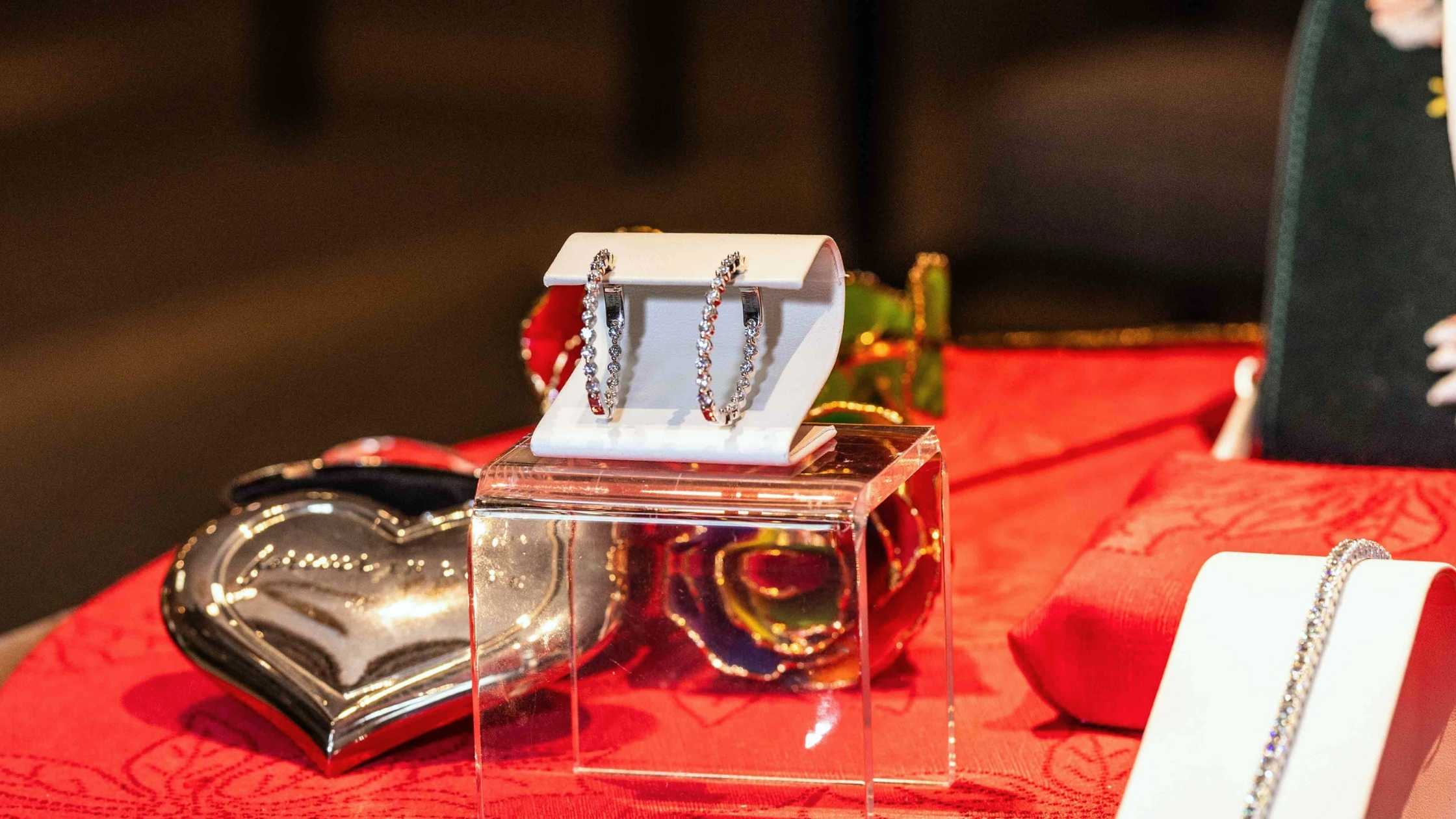 Hoop Earrings Glendale AZ Frederick Fisher Jewelers